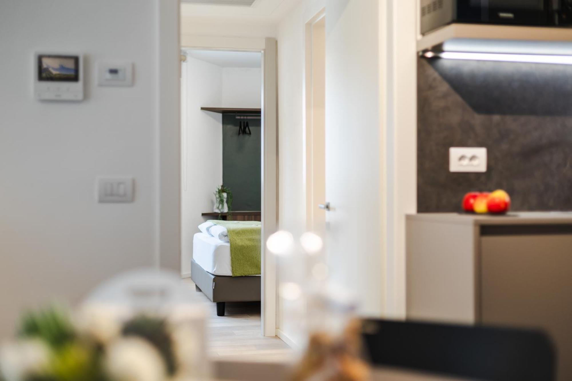Boutique Apartments By Annalisa Torbole Sul Garda Extérieur photo