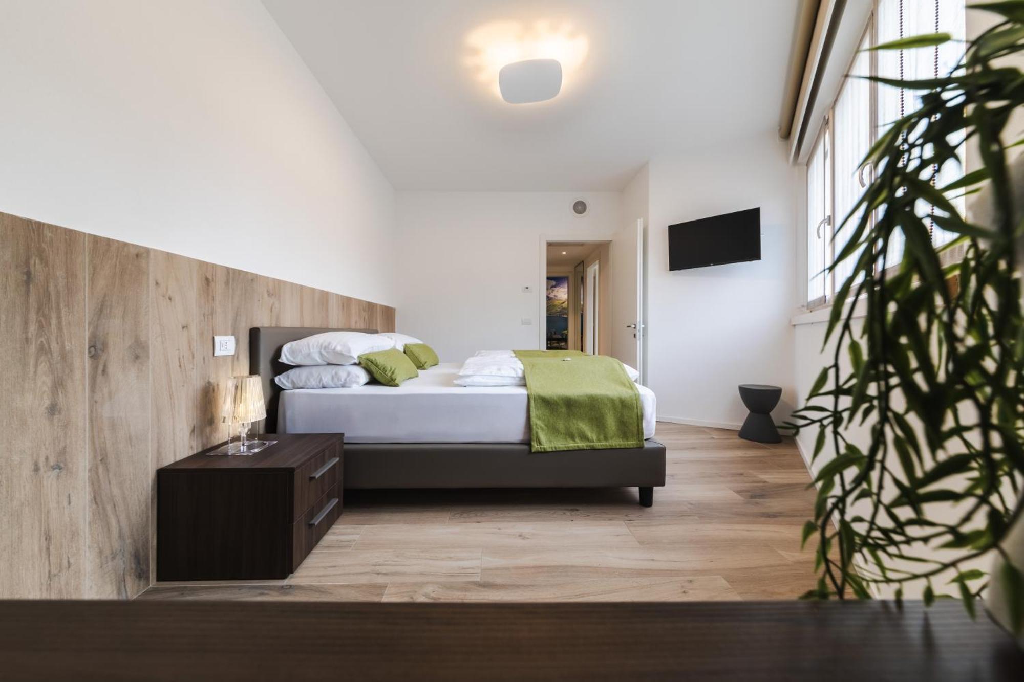Boutique Apartments By Annalisa Torbole Sul Garda Extérieur photo