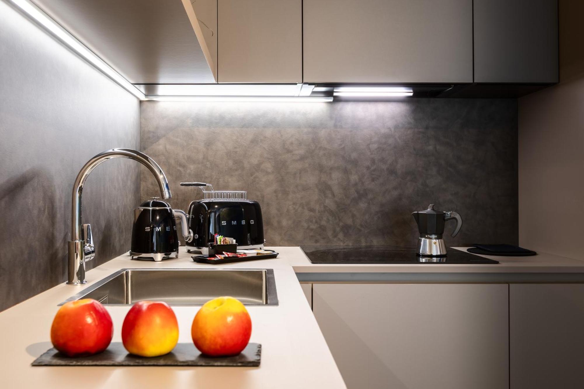 Boutique Apartments By Annalisa Torbole Sul Garda Extérieur photo