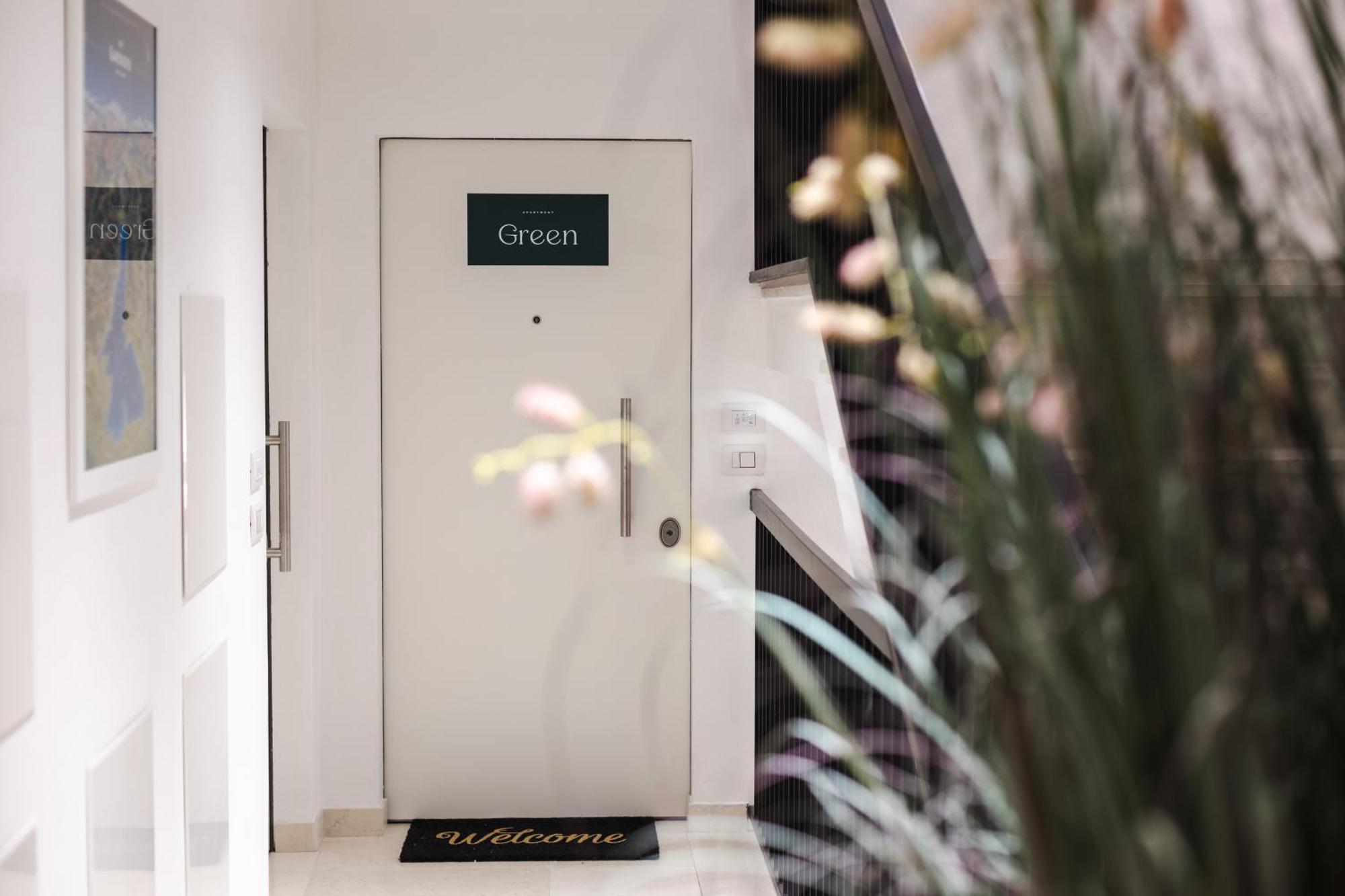 Boutique Apartments By Annalisa Torbole Sul Garda Extérieur photo