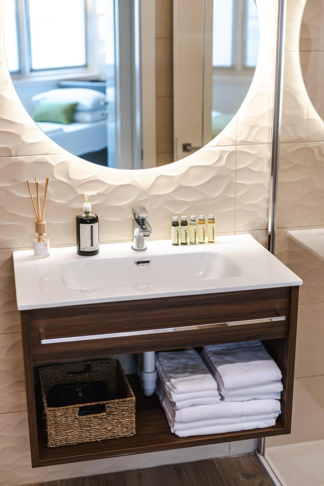 Boutique Apartments By Annalisa Torbole Sul Garda Extérieur photo